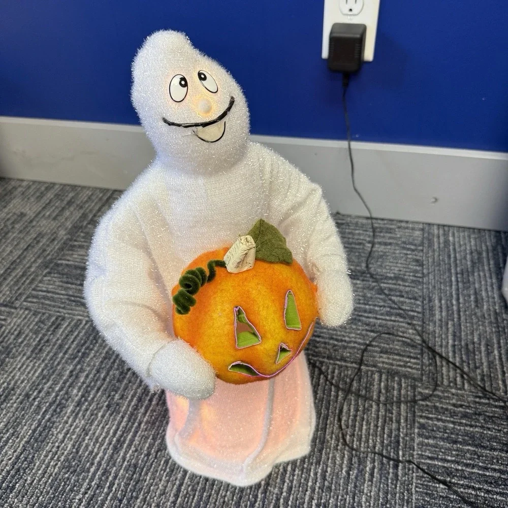 Halloween Fiber Optic‎ Ghost Holding Jack o' Lantern Pumpkin 18